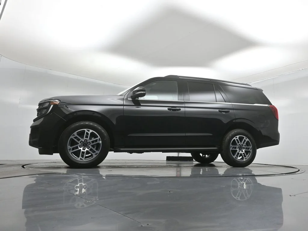 New 2026 Agate Black Metallic Ford Active image 50