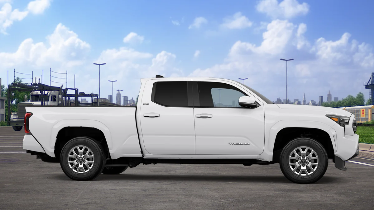 New 2026 Ice Cap Toyota SR5 image 26