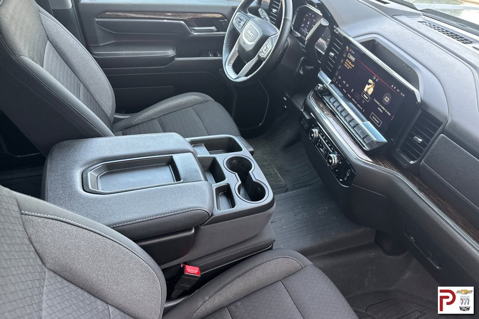 Used 2024 Gray GMC SLE image 16