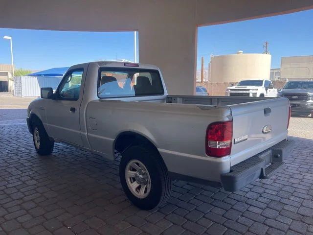 Used 2008 Silver Clearcoat Metallic Ford XL image 2