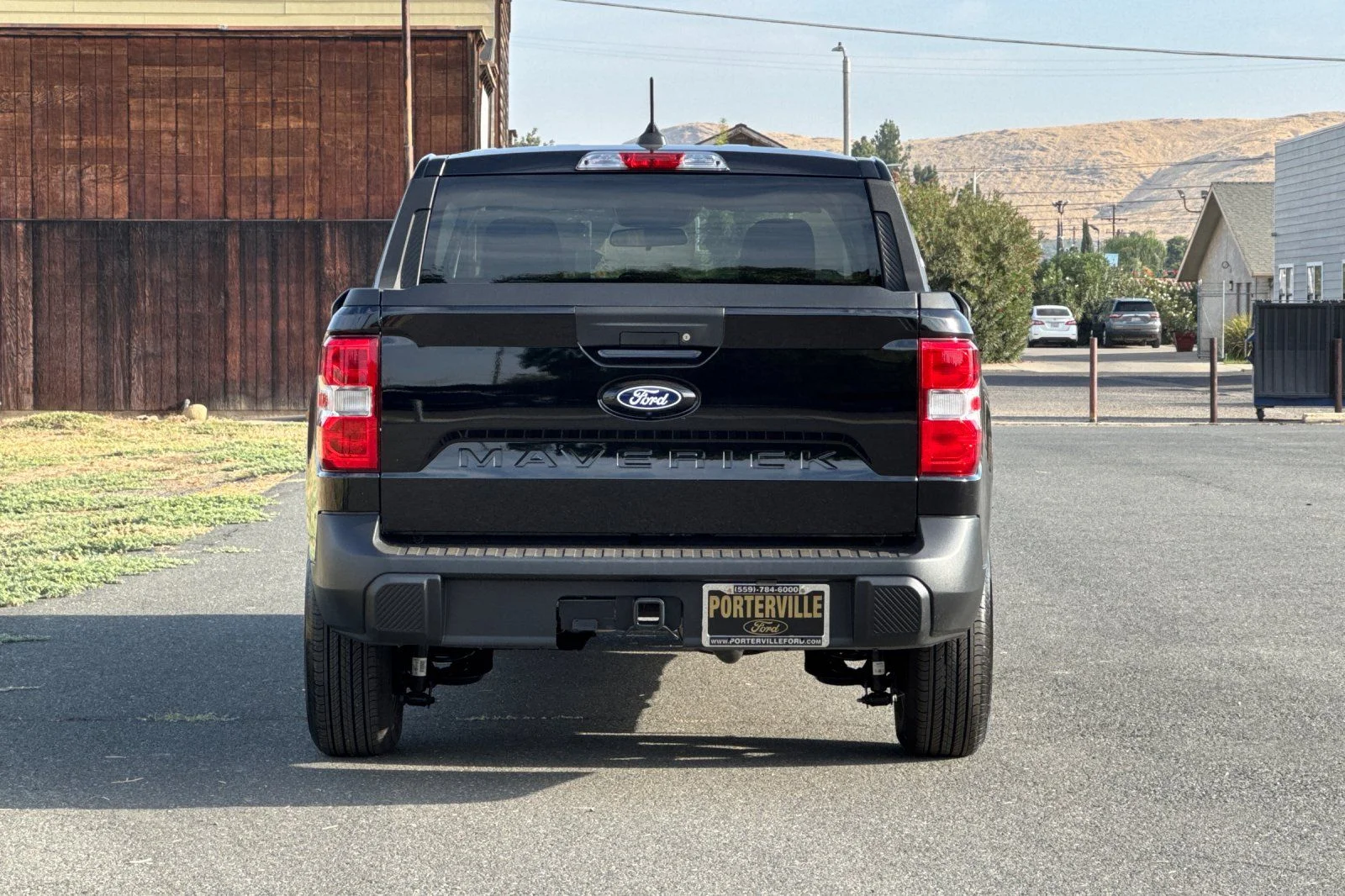 New 2026 Shadow Black Ford XLT image 5