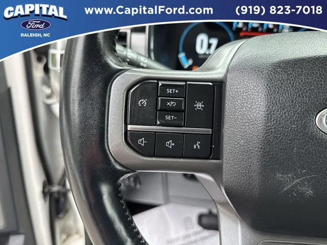 Used 2022 White Ford Lariat image 22
