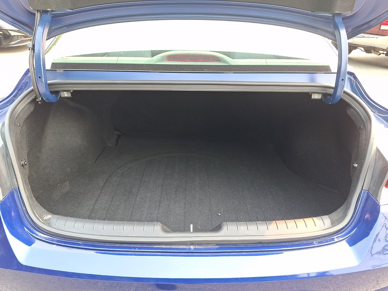 Used 2023 Intense Blue Hyundai SEL image 28