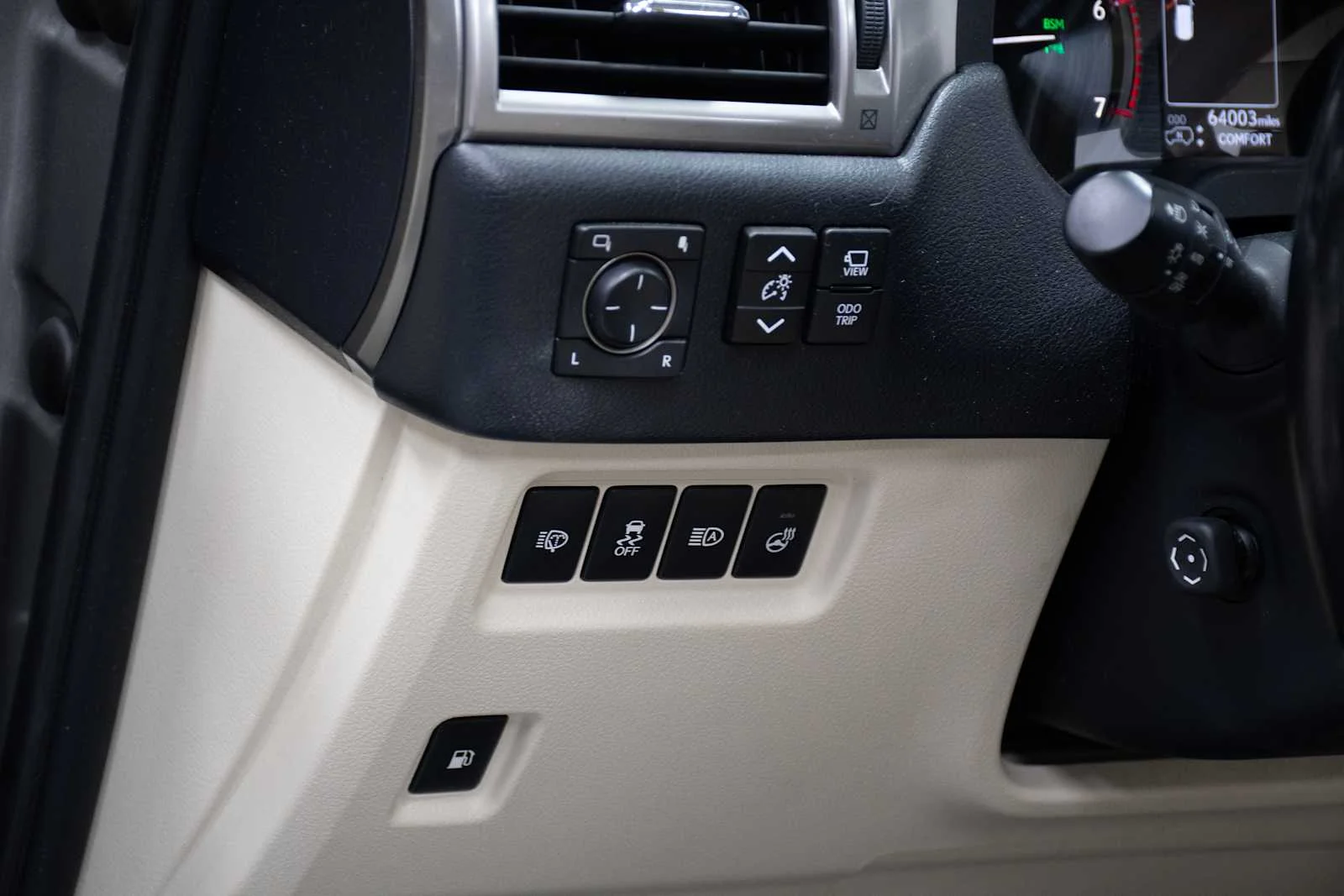 Certified Used 2022 ATOMIC SILVER Lexus Luxury image 16