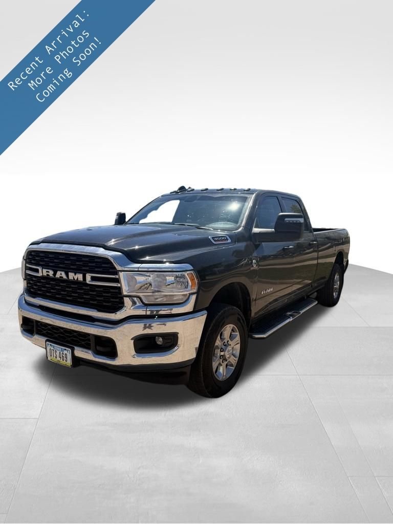 2023 RAM 3500 Big Horn 4X4 Crew Cab LWB's photo