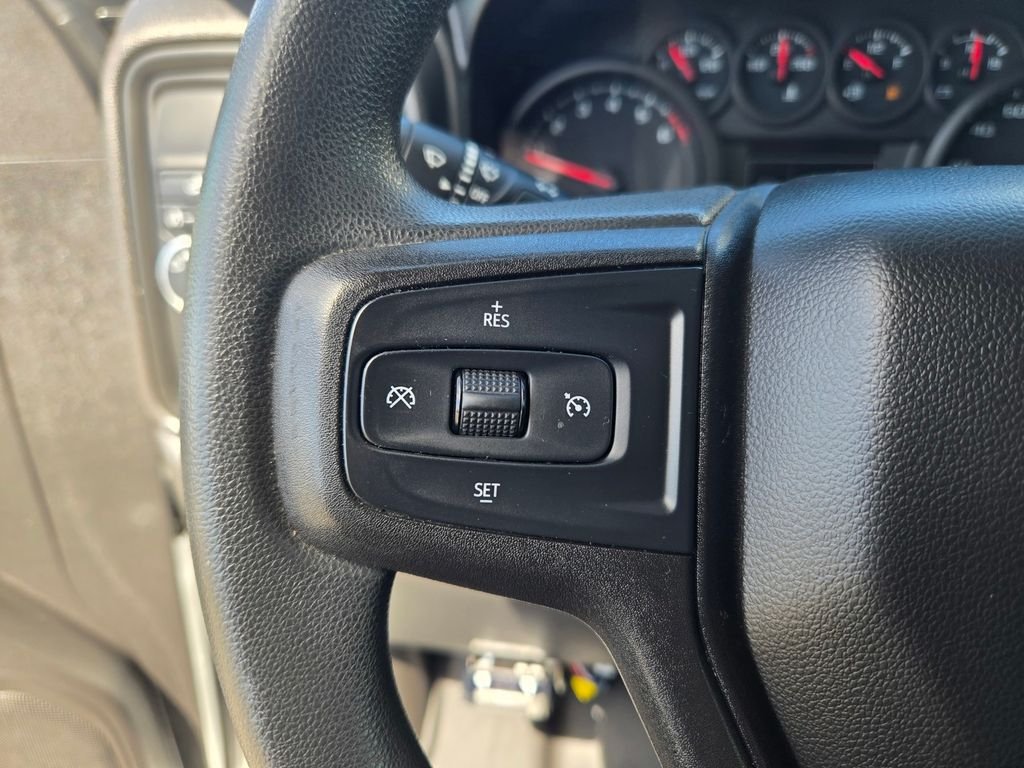 Used 2021 Silver Chevrolet Custom image 19