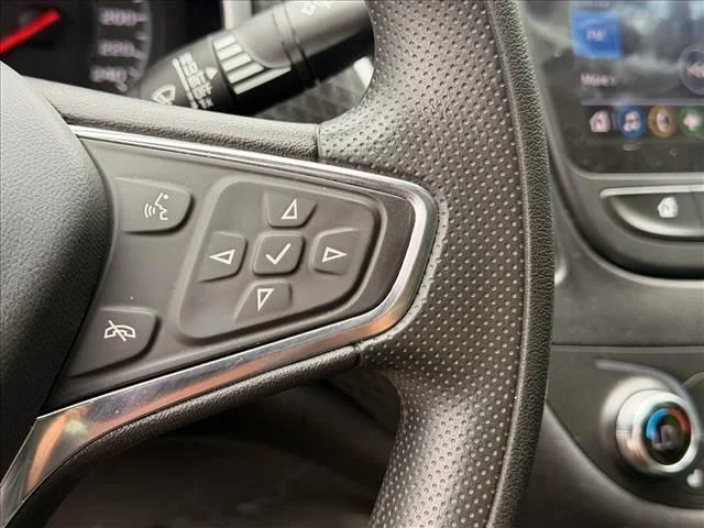 Used 2023  Chevrolet LT image 35