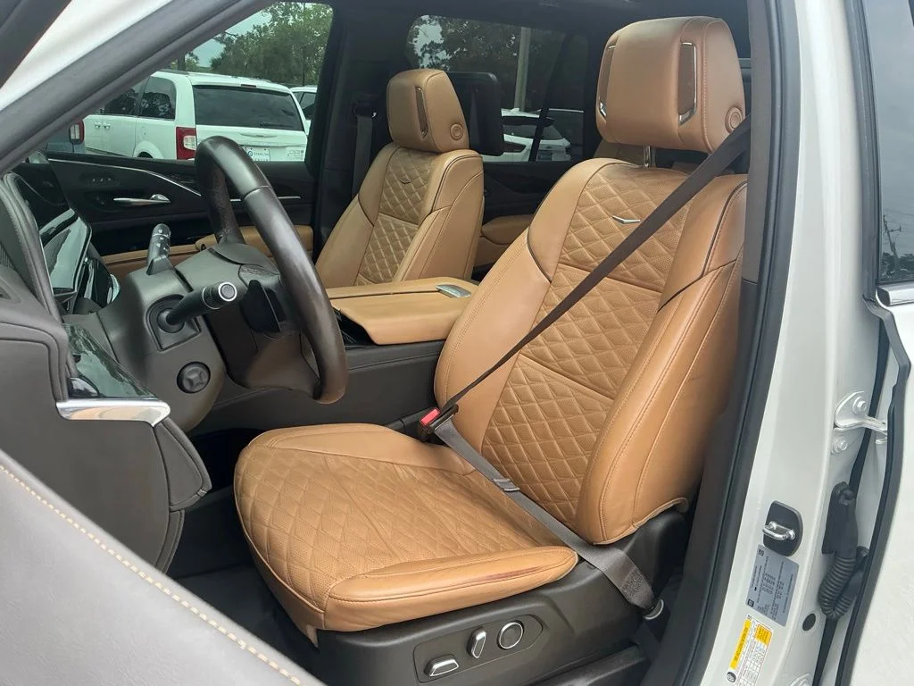 Used 2023 White Cadillac Premium Luxury image 49
