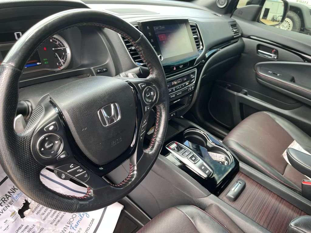 Used 2022 Black Honda Black Edition image 15