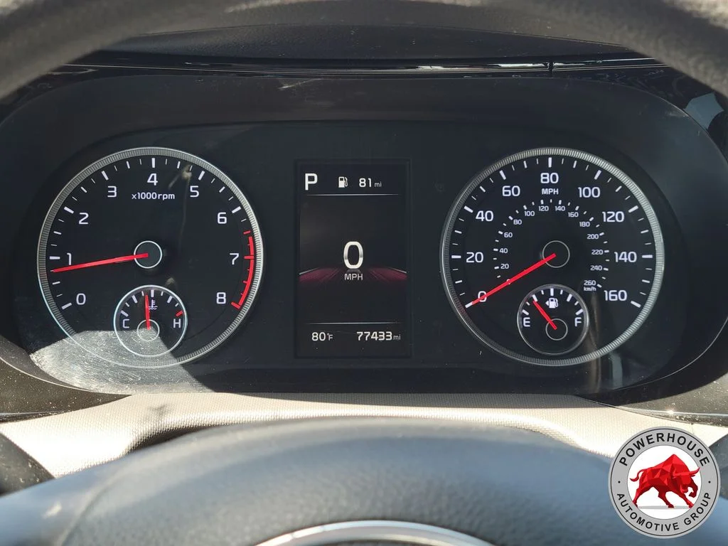 Used 2023 Gray Kia LXS image 32