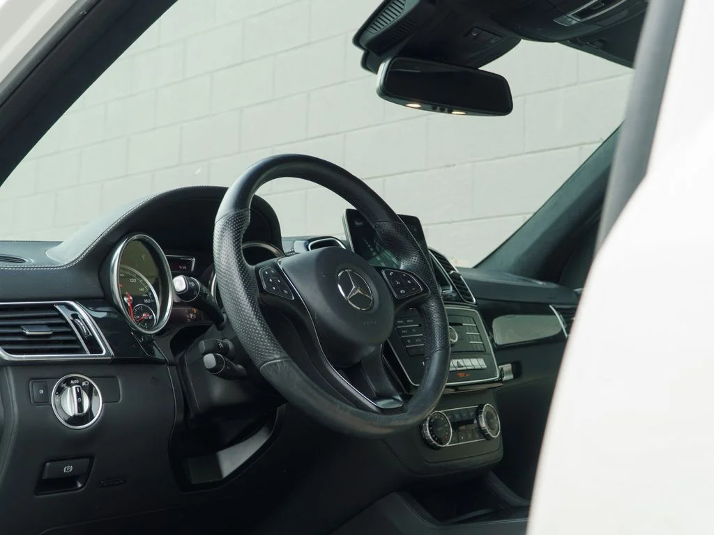 Used 2018  Mercedes-Benz GLE 350 image 4