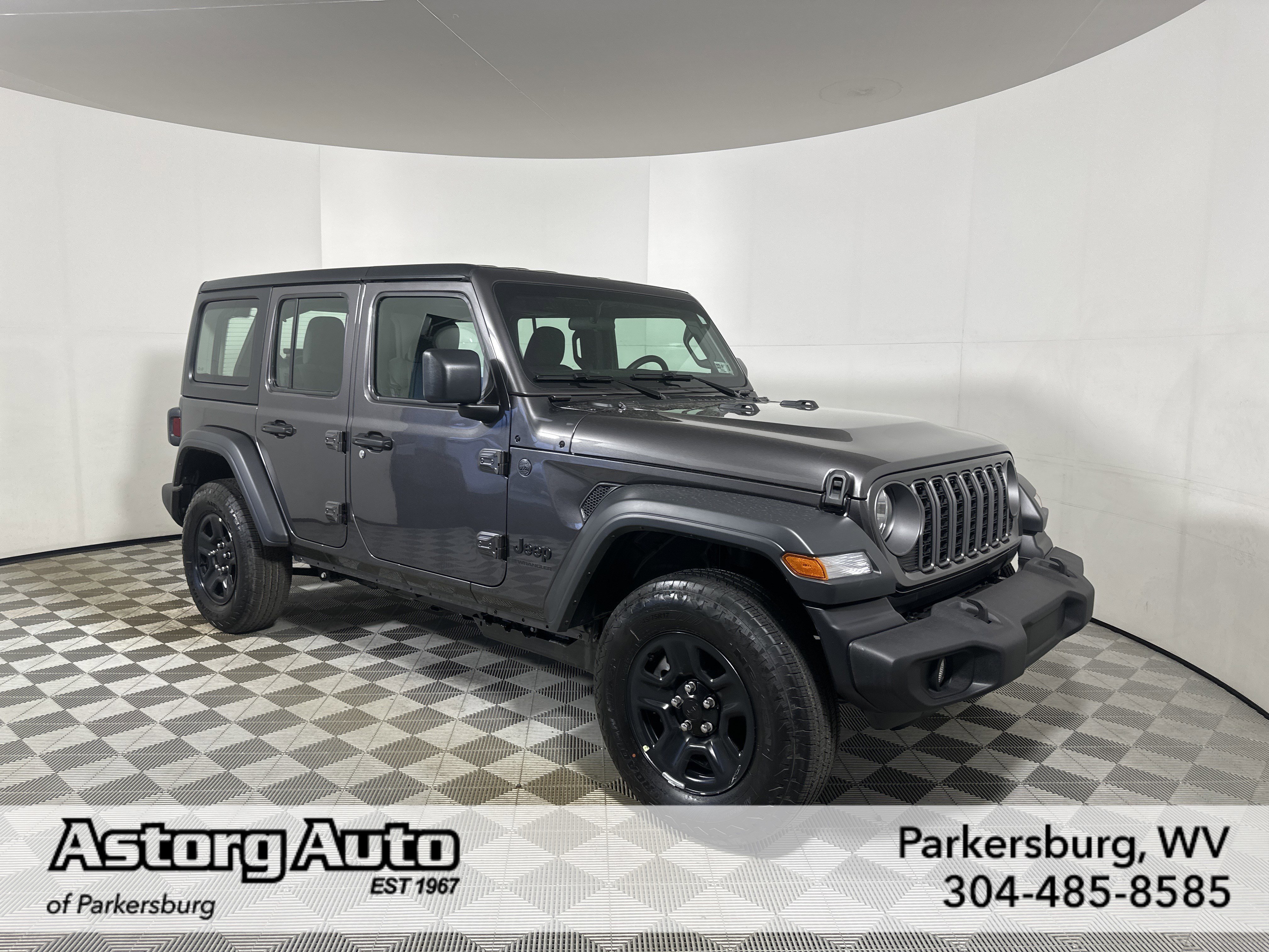 New 2026 Granite Crystal Metallic Clear-Coat Exterior Paint Jeep Sport image 1