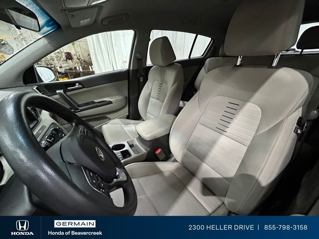 Used 2019 Clear White Kia LX image 26