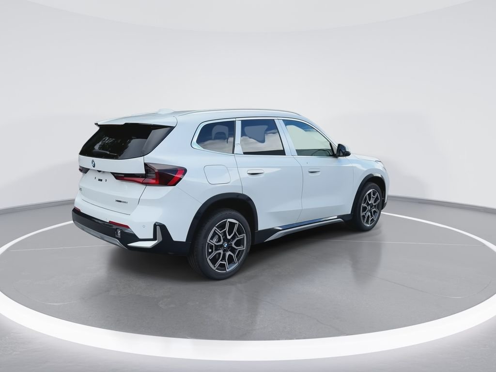New 2026 Alpine White BMW xDrive28i image 8