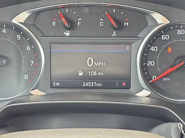 Used 2025 Gray Chevrolet LT image 24