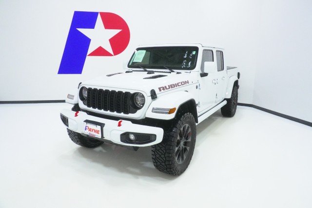 2025 Jeep Gladiator Nighthawk Auto's photo
