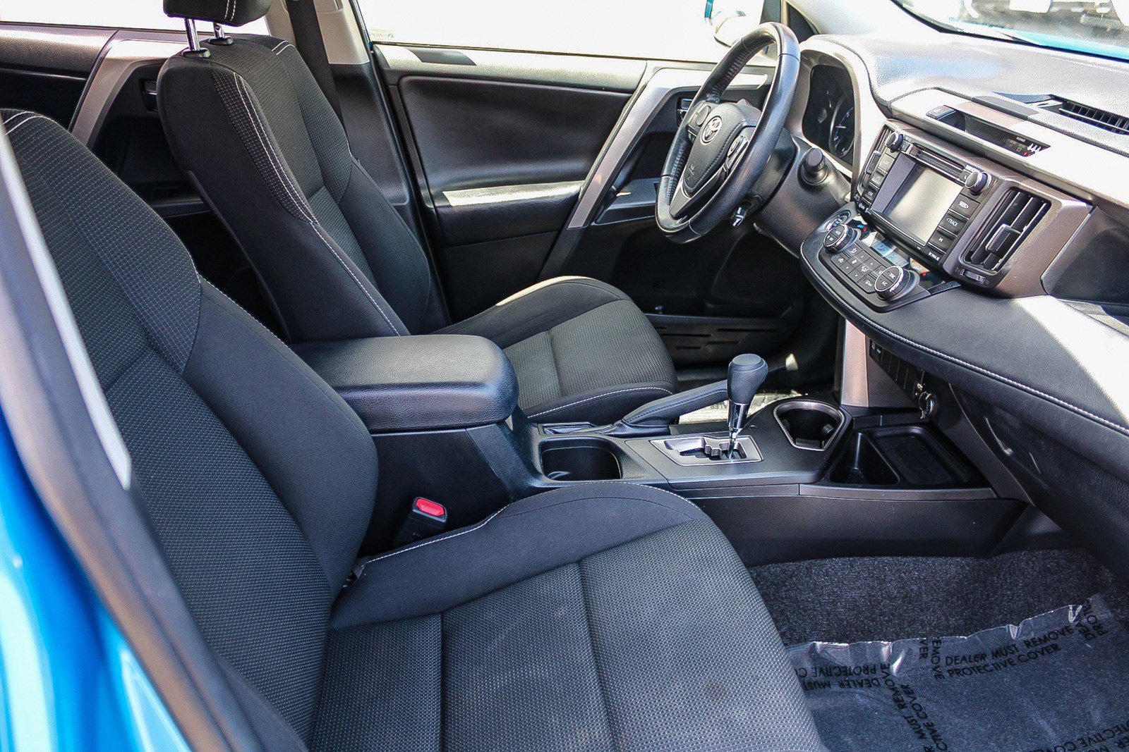 Used 2018 Electric Storm Blue Toyota XLE image 16