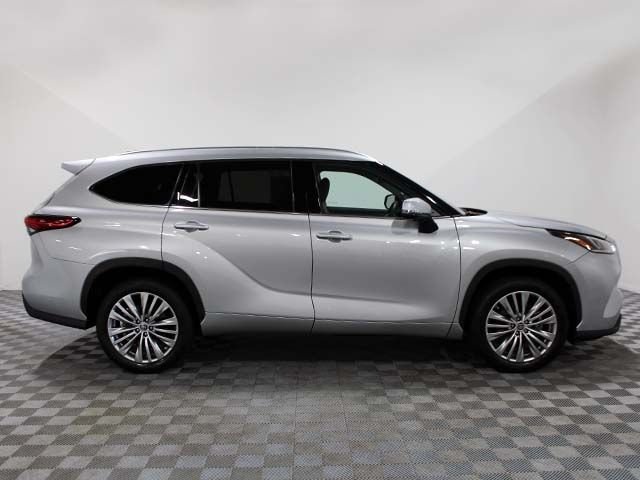 Used 2023 Celestial Silver Metallic Toyota Platinum image 7