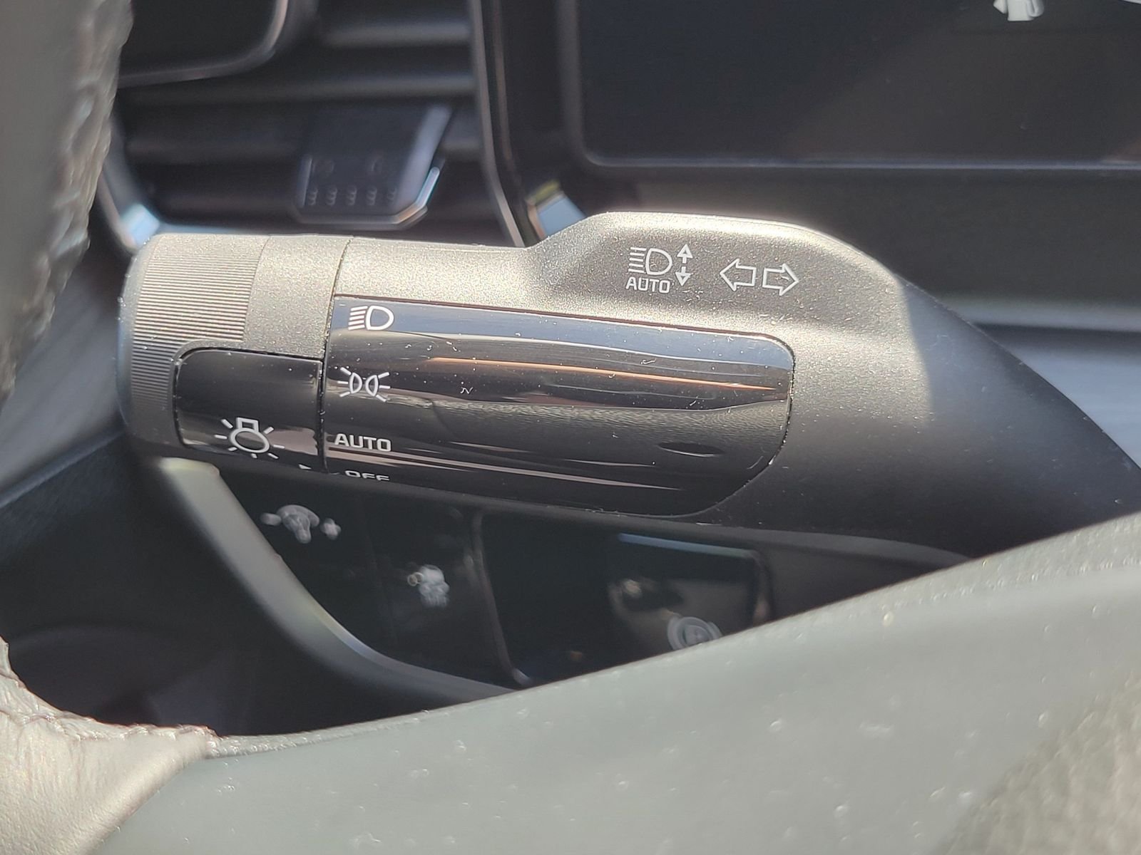 Used 2024 Gray Kia X-Line image 17