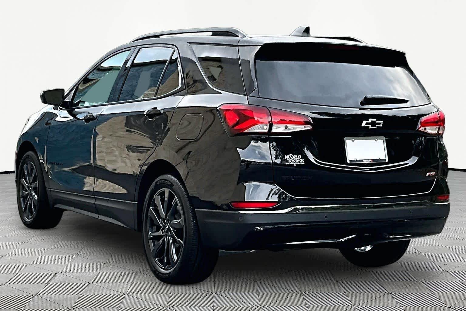 Used 2023 Mosaic Black Metallic Chevrolet RS image 12