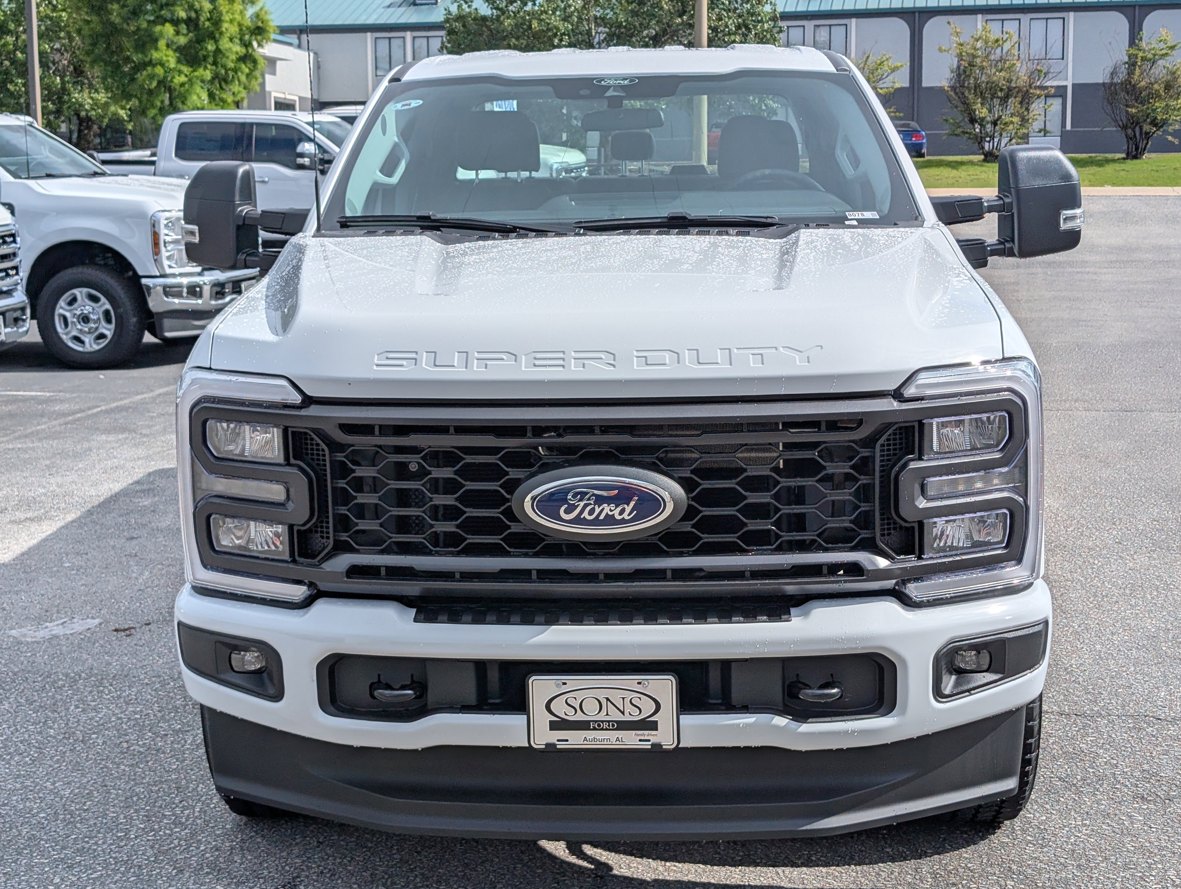 New 2026 OXFORD WHITE FORD XL image 3