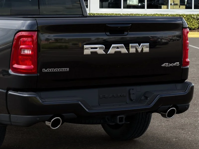 New 2026 Diamond Black Crystal Pearl-Coat Exterior Paint RAM Laramie image 44