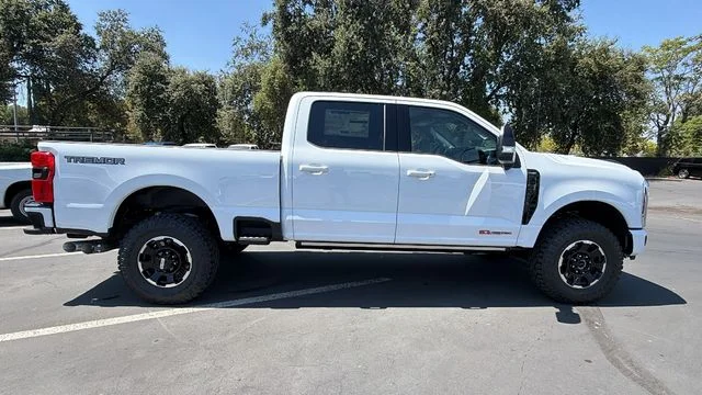 New 2026 White Ford Lariat image 3