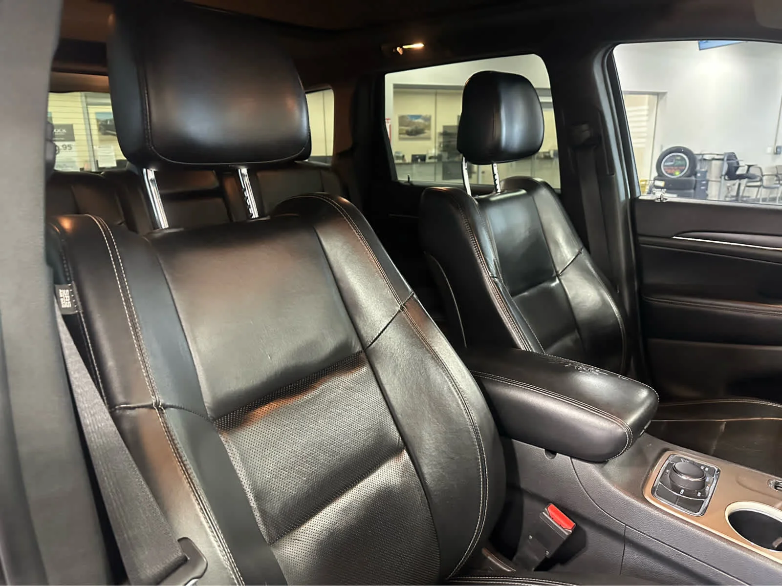 2015 Jeep Grand Cherokee Limited - Photo 18