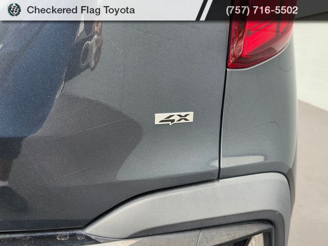 Used 2024 Gravity Gray Kia EX image 18