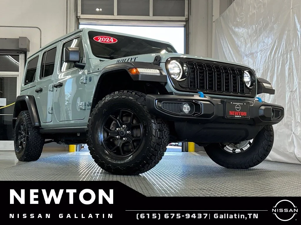 Used 2024 Earl Clearcoat Jeep Willys 4xe image 32