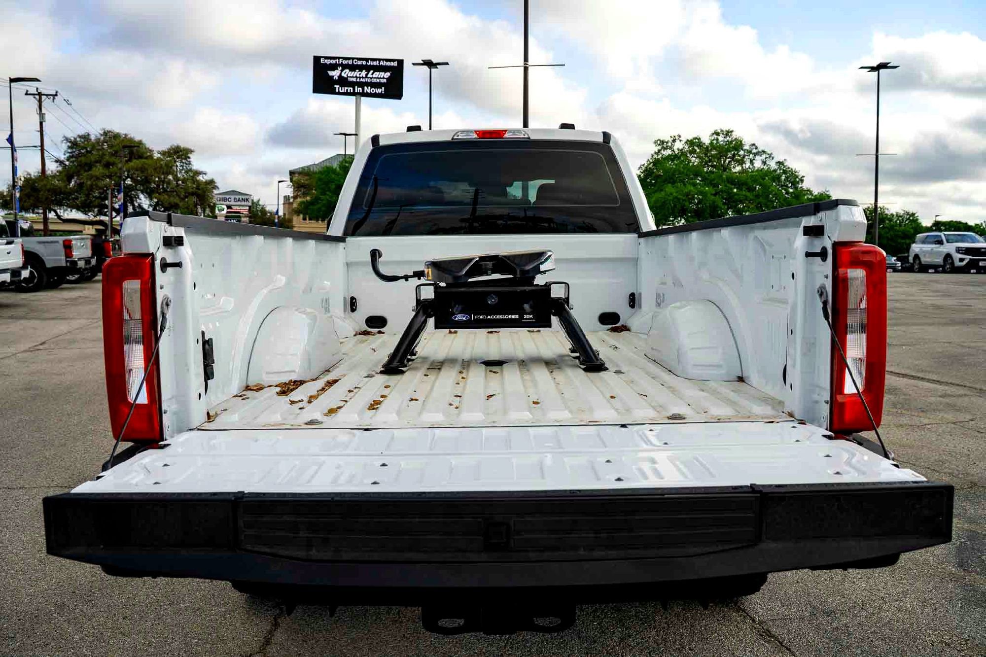 2025 Ford F-250 Super Duty XL - Photo 6