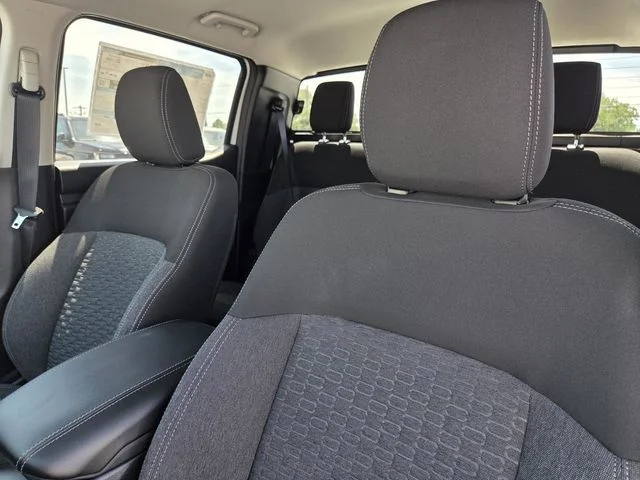 New 2025 Oxford White Ford XLT image 25