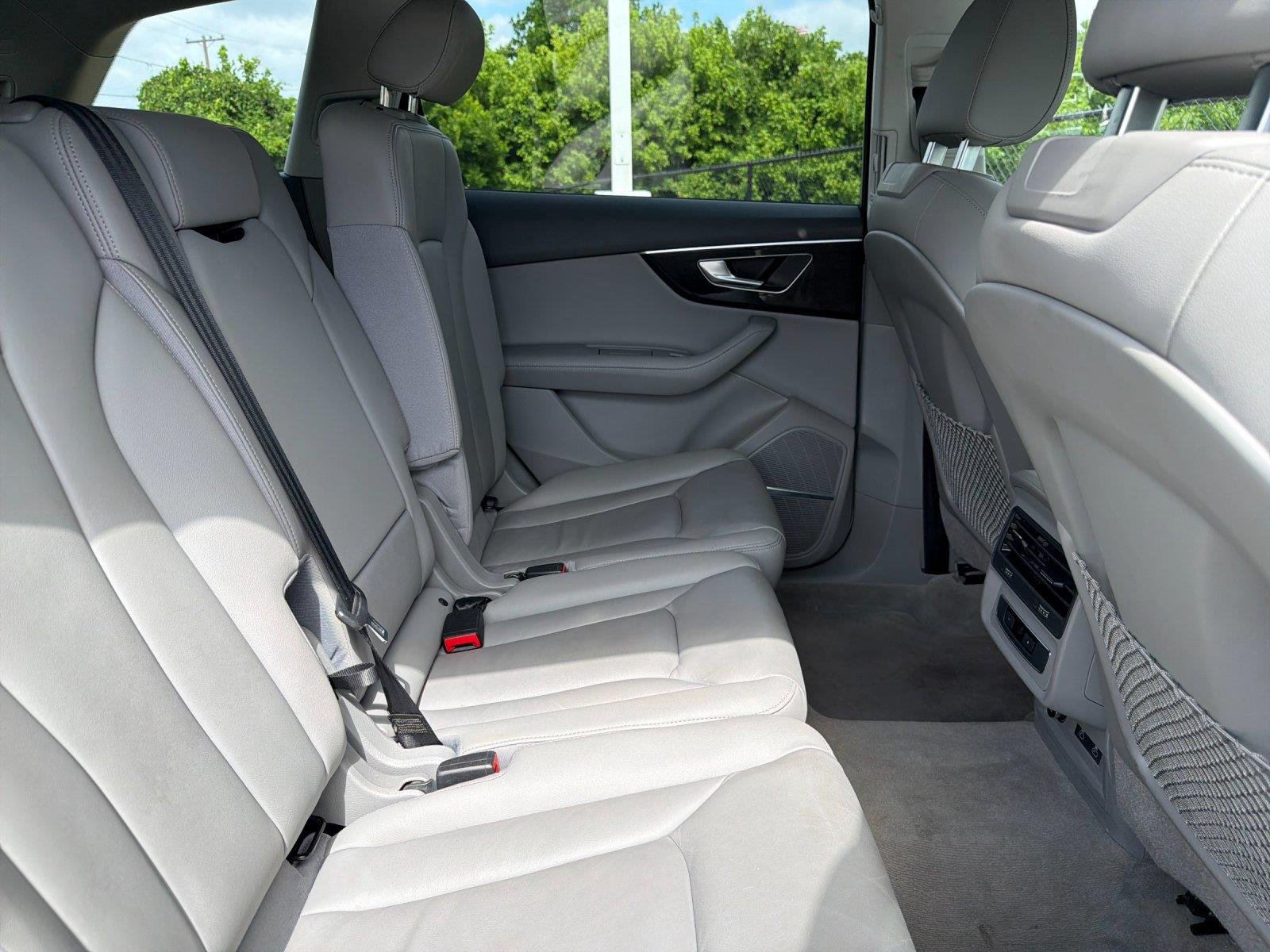 Used 2024  Audi Premium Plus image 37