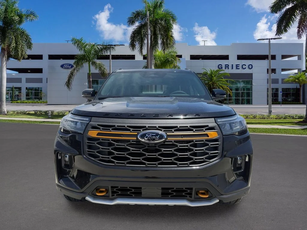New 2026 Agate Black Metallic Ford Tremor® image 2