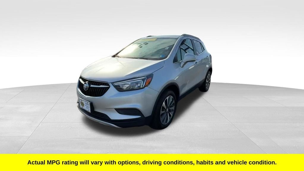 Used 2022 Silver Buick Preferred image 2