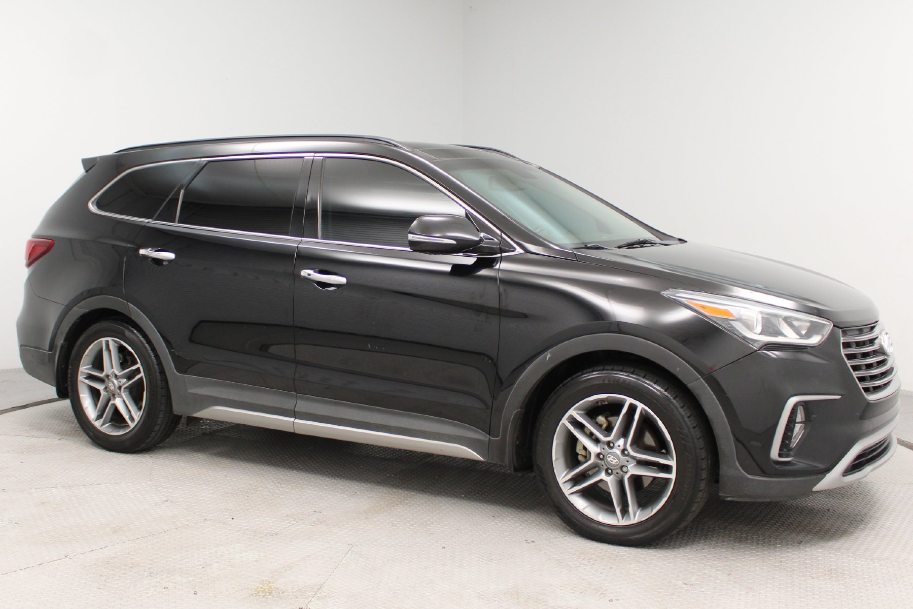 Used 2018 Becketts Black Hyundai Limited Ultimate 3.3L Auto image 30