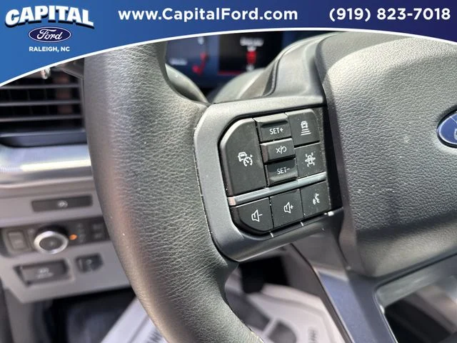 Used 2025 White Ford Lariat image 22