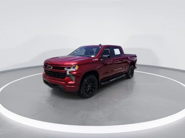 Used 2024 Red Chevrolet RST image 3