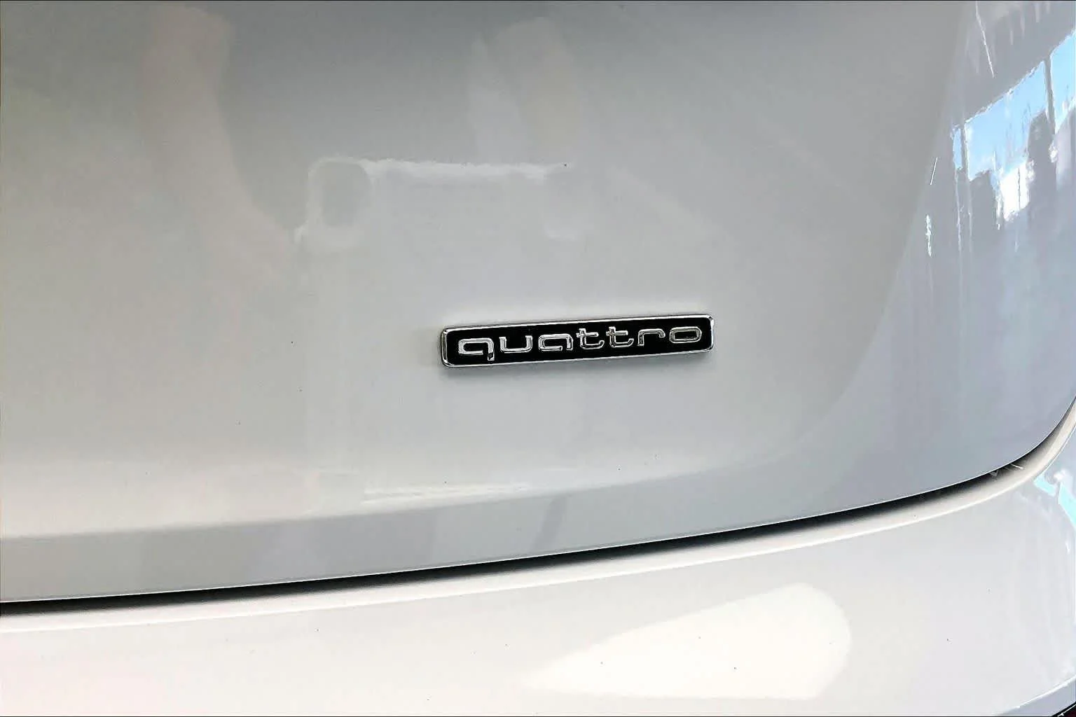 Used 2023 Ibis White Audi Premium Plus image 18