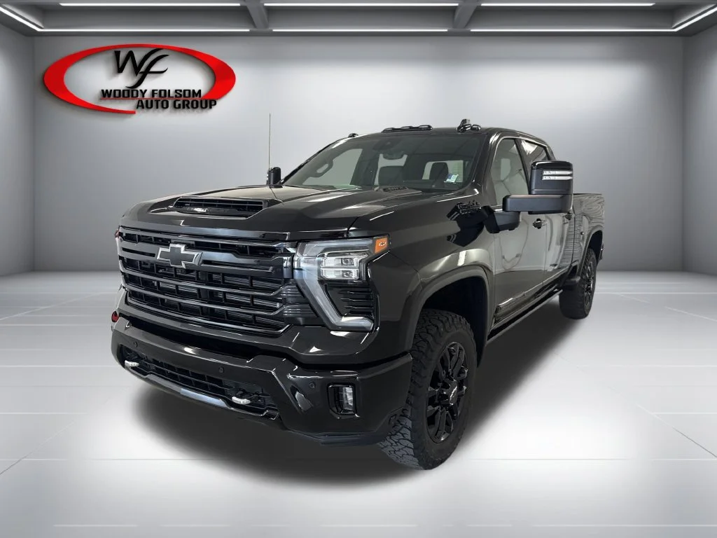 New 2026 Black Chevrolet High Country image 3