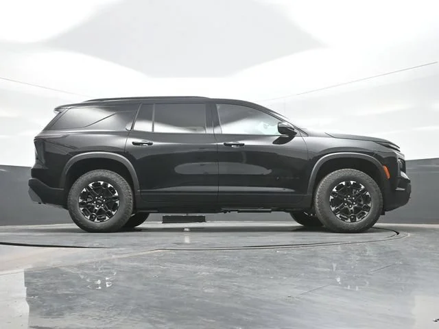 New 2027 Mosaic Black Metallic Chevrolet Z71 image 24