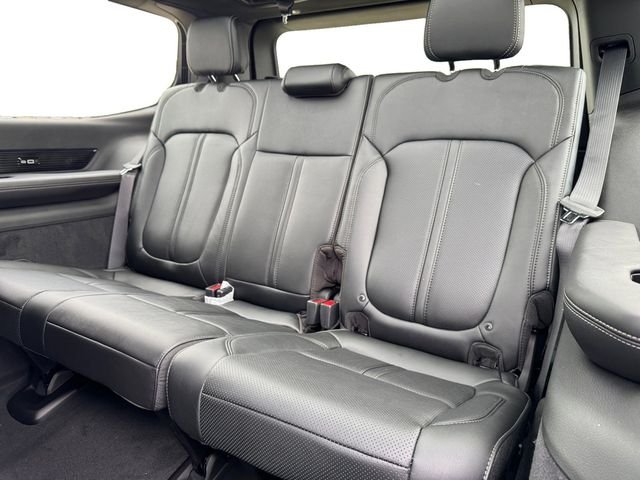 New 2026 Fathom Blue Pearlcoat Jeep Summit Obsidian image 19