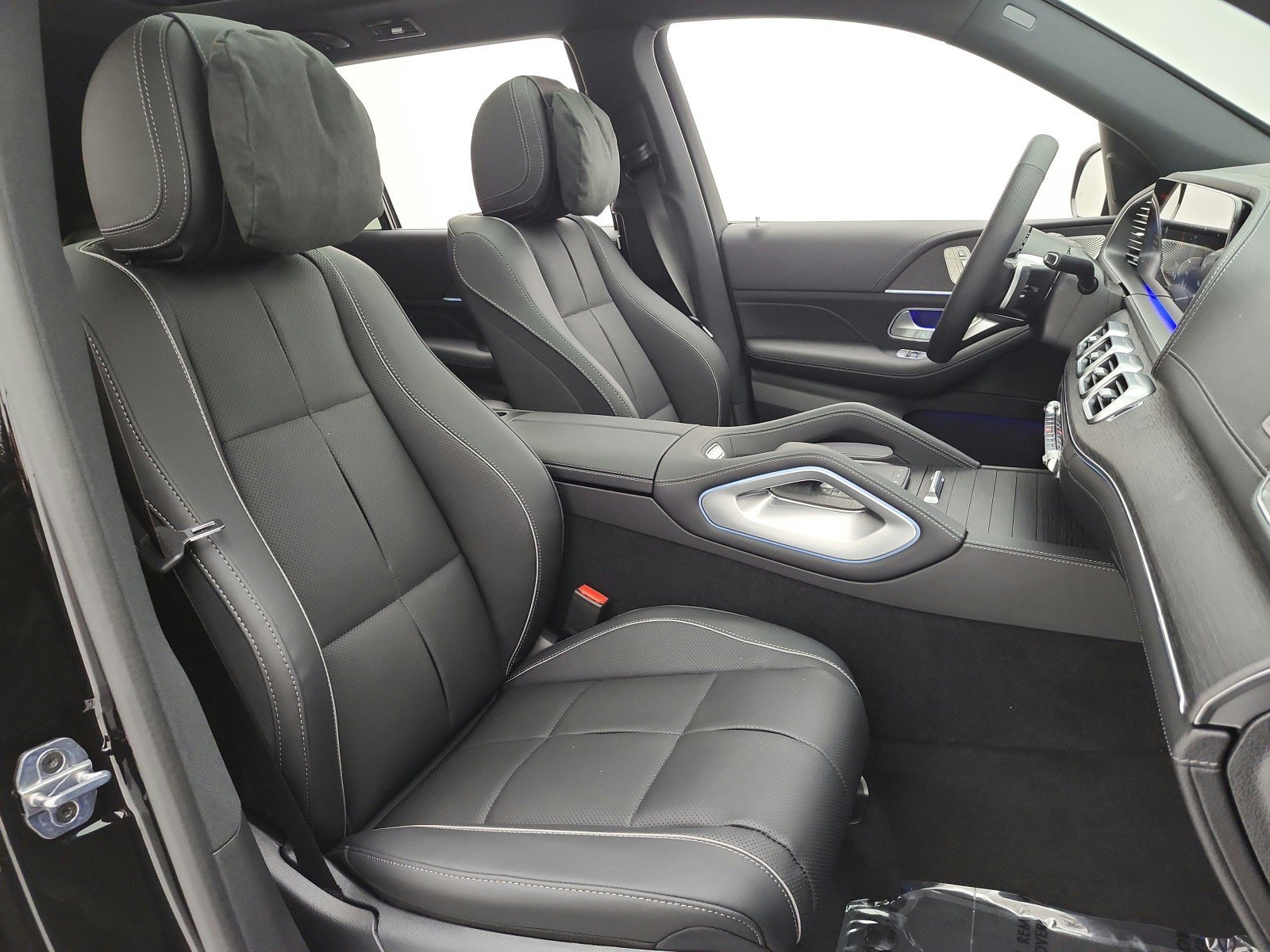 New 2026 Obsidian Black Metallic Mercedes-Benz GLS 580 4MATIC® SUV image 45