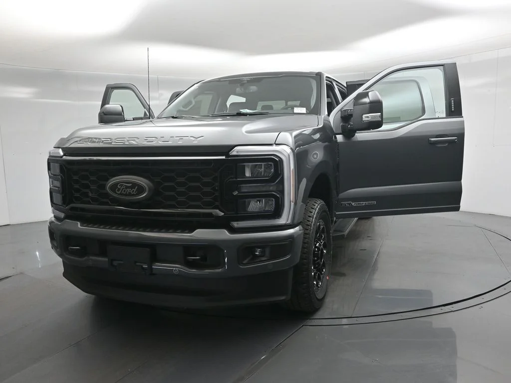 New 2026 Carbonized Gray Metallic Ford Lariat image 21