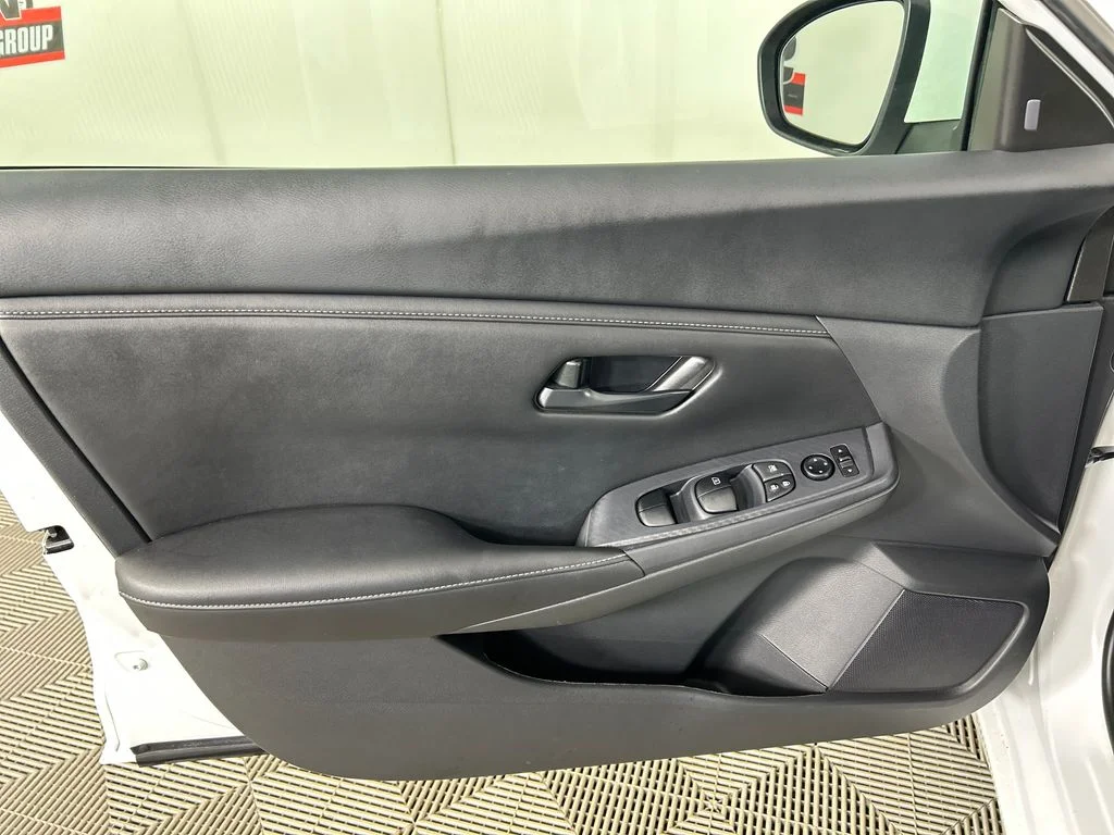 Used 2024 White Nissan S image 11