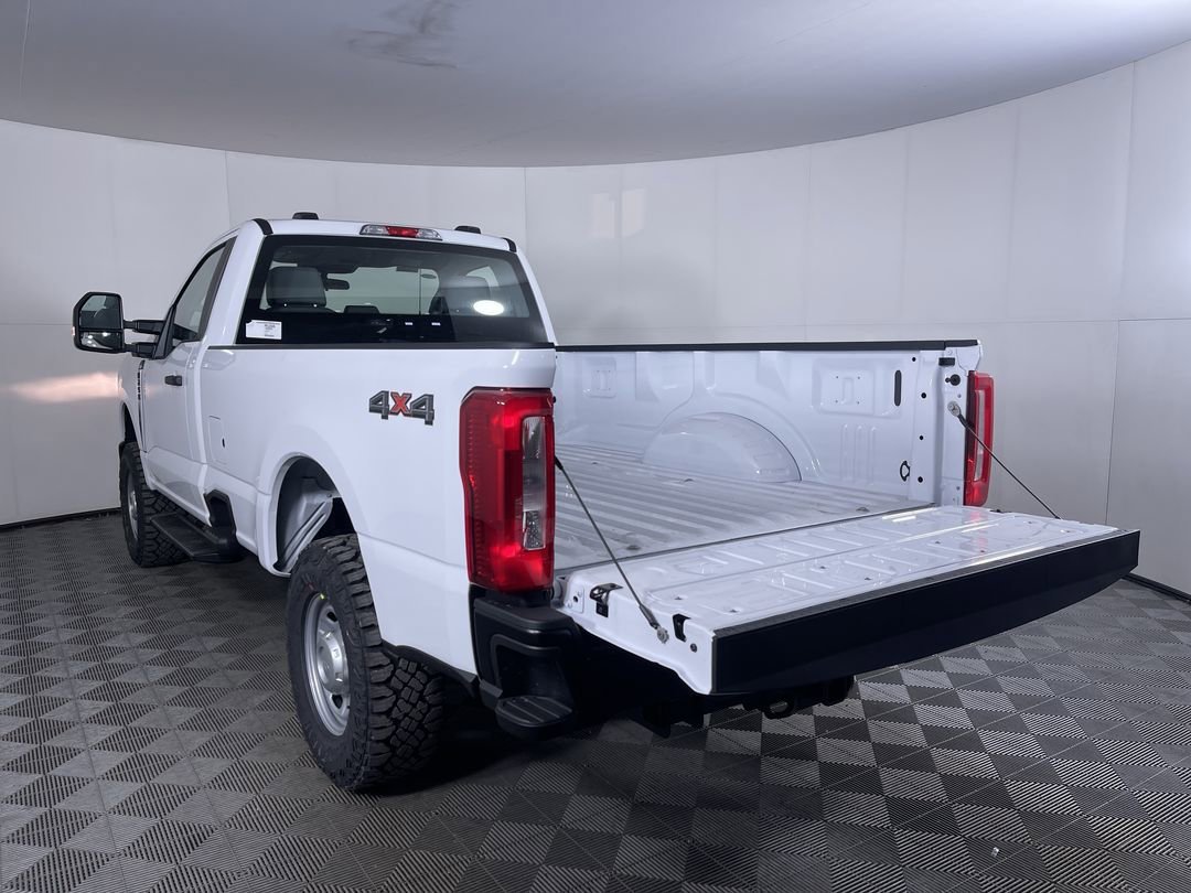New 2026 Oxford White Ford XL image 23