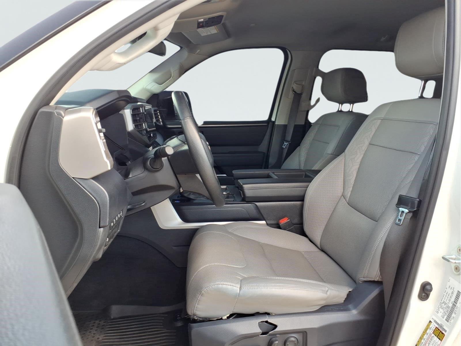Used 2023 Ice Cap Toyota SR5 image 18