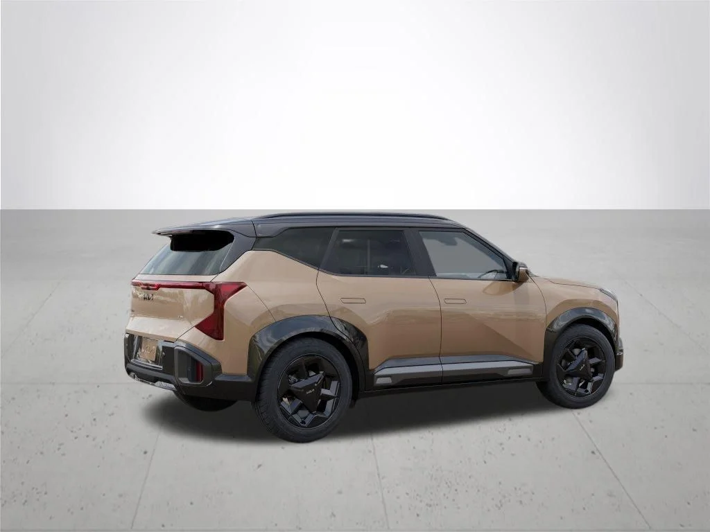New 2027 Brown Kia X-Line image 6