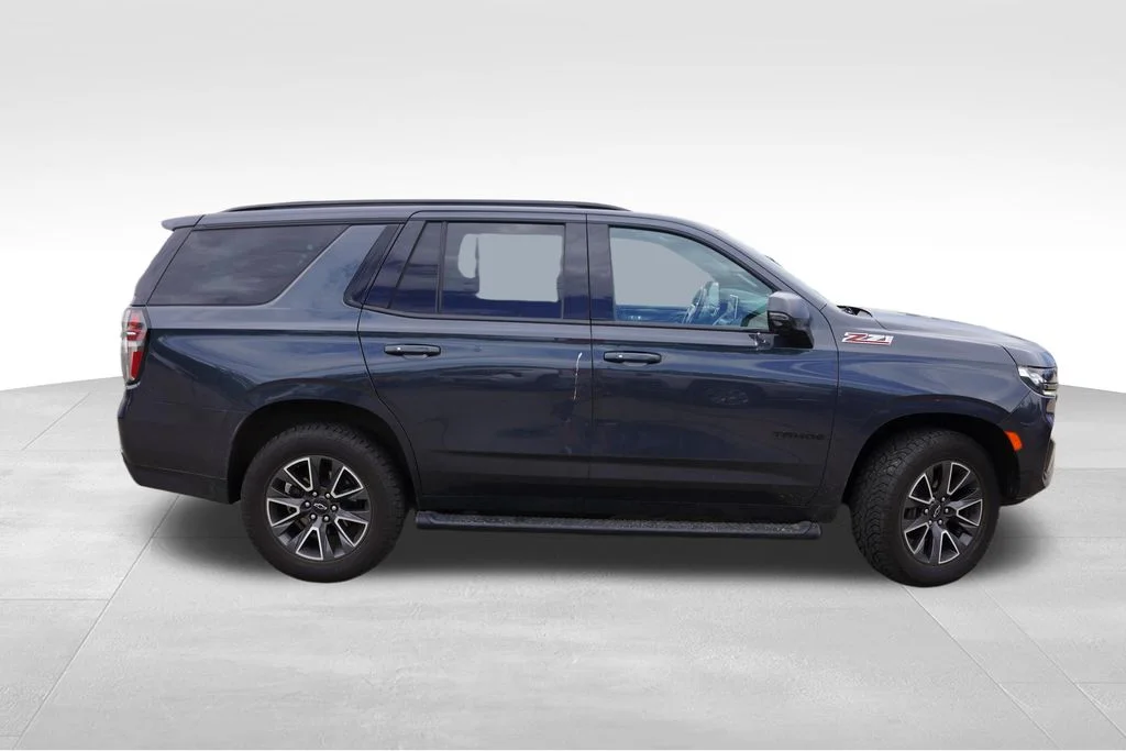 Used 2022 Evergreen Gray Metallic Chevrolet Z71 image 2