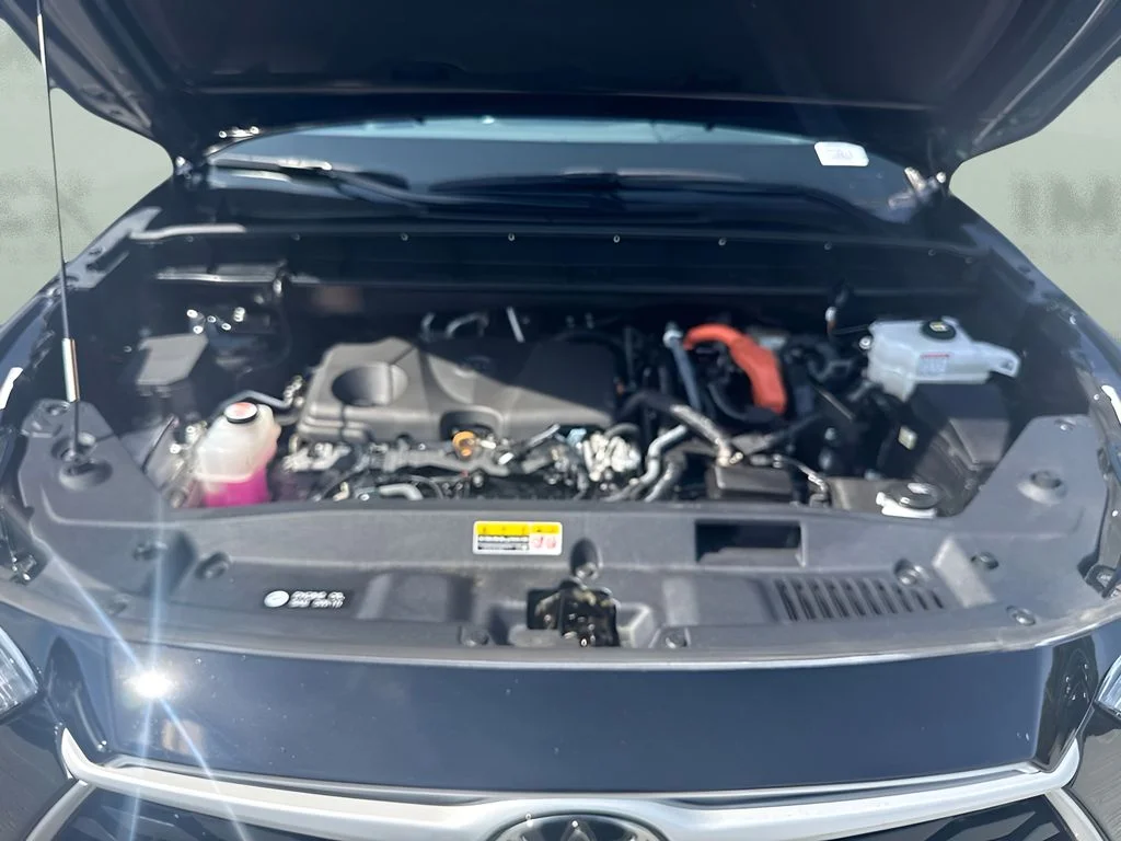 Used 2025 Black Toyota XLE image 31